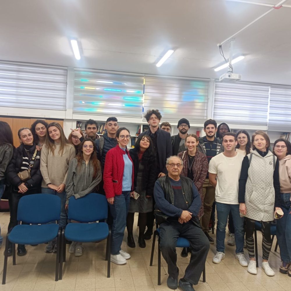 אולפן עציון עם שורד השואה גד פינאלי